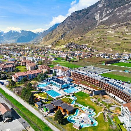 Duplex Cosy Aux Bains De Saillon Apartamento Exterior foto